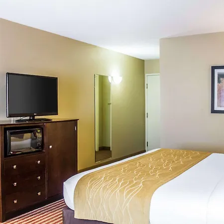 Comfort Inn & Suites Dayville Exterior photo
